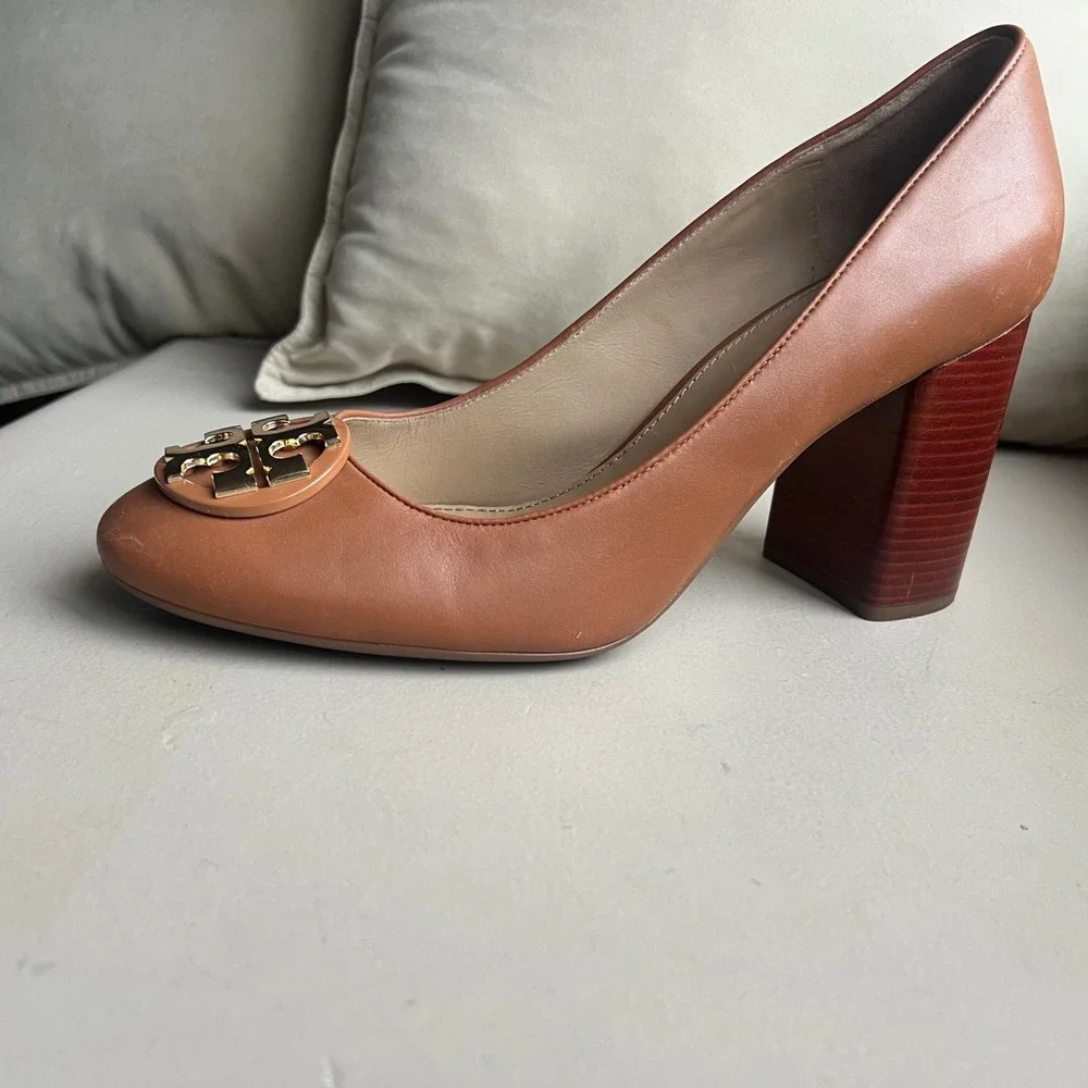 Tory Burch Janey Women 10.5 Tan Brown Leather Block Wood‎ Grain Heel Logo Pump